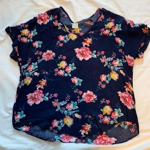 Floral top